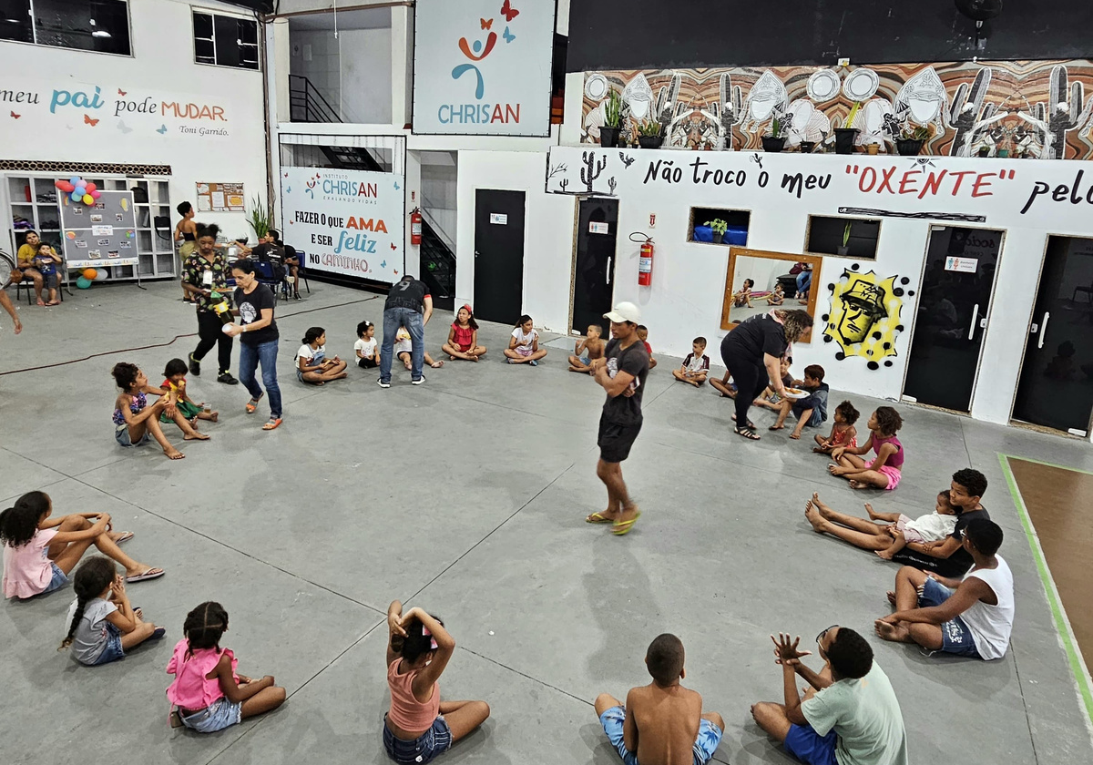Capoeira ao ar livre - Instituto Chrisan